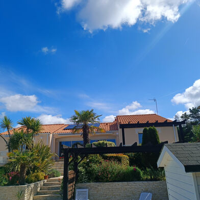 Maison 6 pièces 821600 €