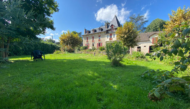 Villa / Maison 9 pièces  à vendre Nay 64800
