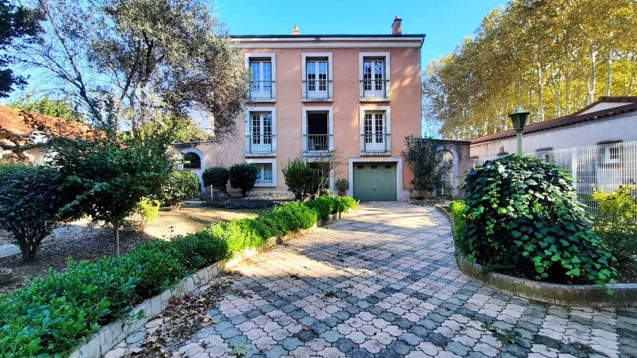 maison 9 pièces 168 m2 à vendre à Avignon (84000)