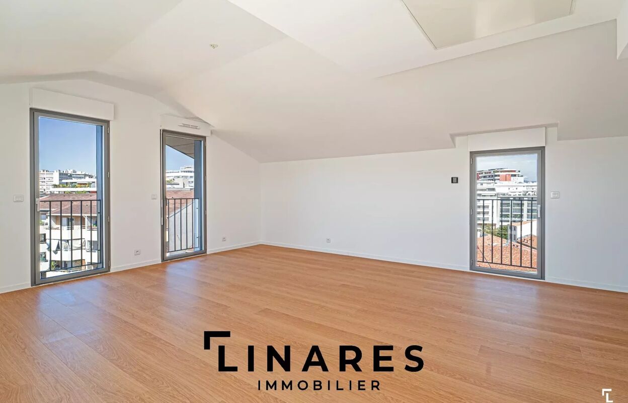 appartement 3 pièces 79 m2 à vendre à Marseille 8 (13008)