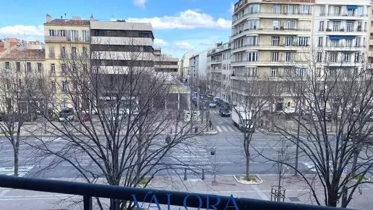 appartement 3 pièces 73 m2 à vendre à Marseille 8 (13008)