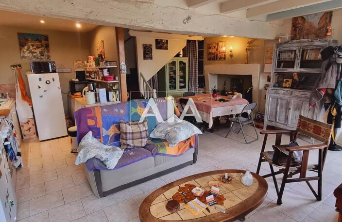 Maison 66.30m², 2 chambres, parking privé et jardin — photo 3