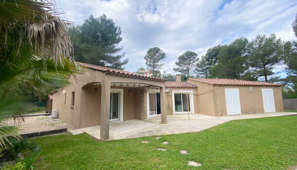 Villa / Maison 4 pièces  à louer Roquefort-la-Bédoule 13830