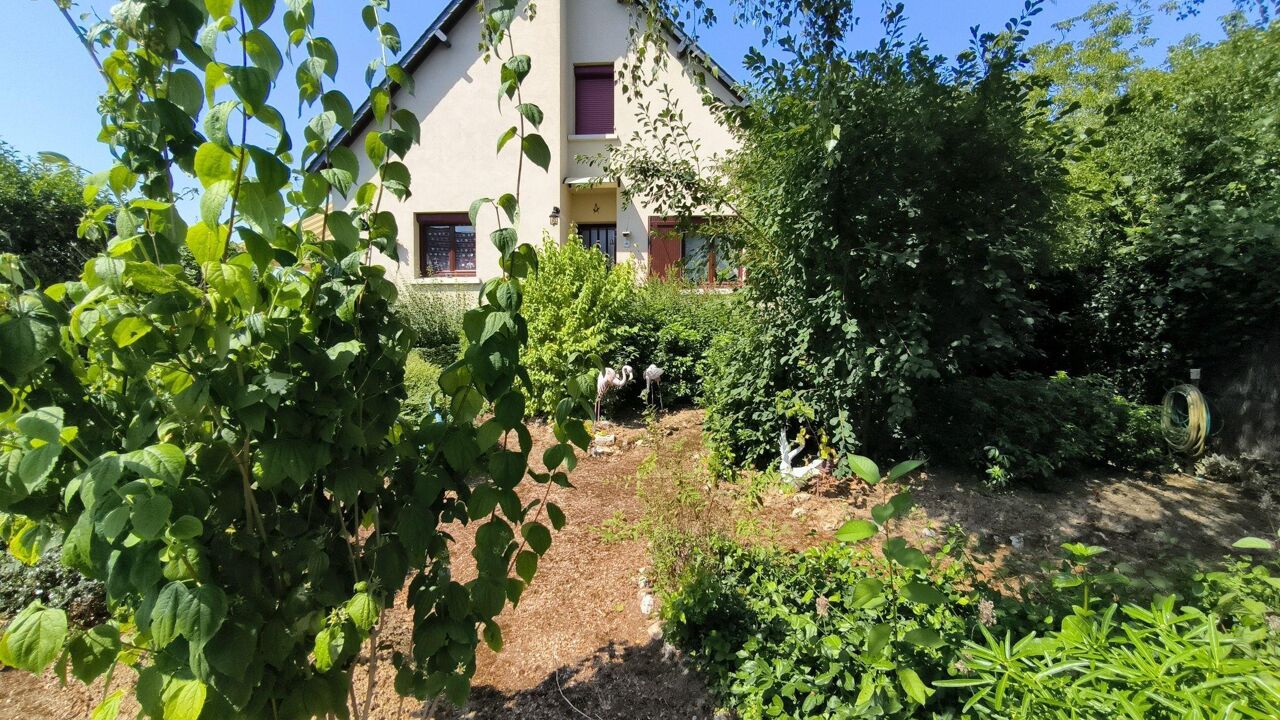 maison 8 pièces 137 m2 à vendre à Saint-Cyr-sur-Loire (37540)