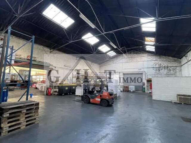 ENTREPOT - BUREAUX A VENDRE BRIE COMTE ROBERT — photo du bien