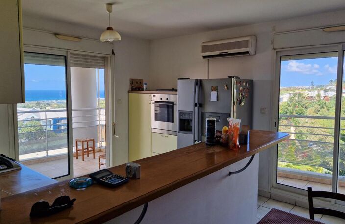 A VENDRE APPARTEMENT T3 ST-CLOTILDE A L'ENTRÉE DE LA BRETAGNE  ILE DE LA REUNION — photo 3