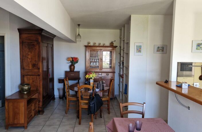 A VENDRE APPARTEMENT T3 ST-CLOTILDE A L'ENTRÉE DE LA BRETAGNE  ILE DE LA REUNION — photo 4