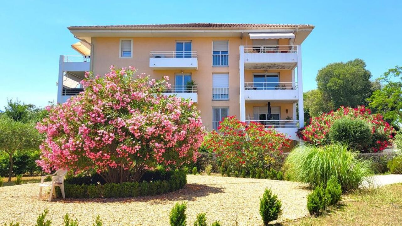 appartement 2 pièces 51 m2 à vendre à Brignoles (83170)