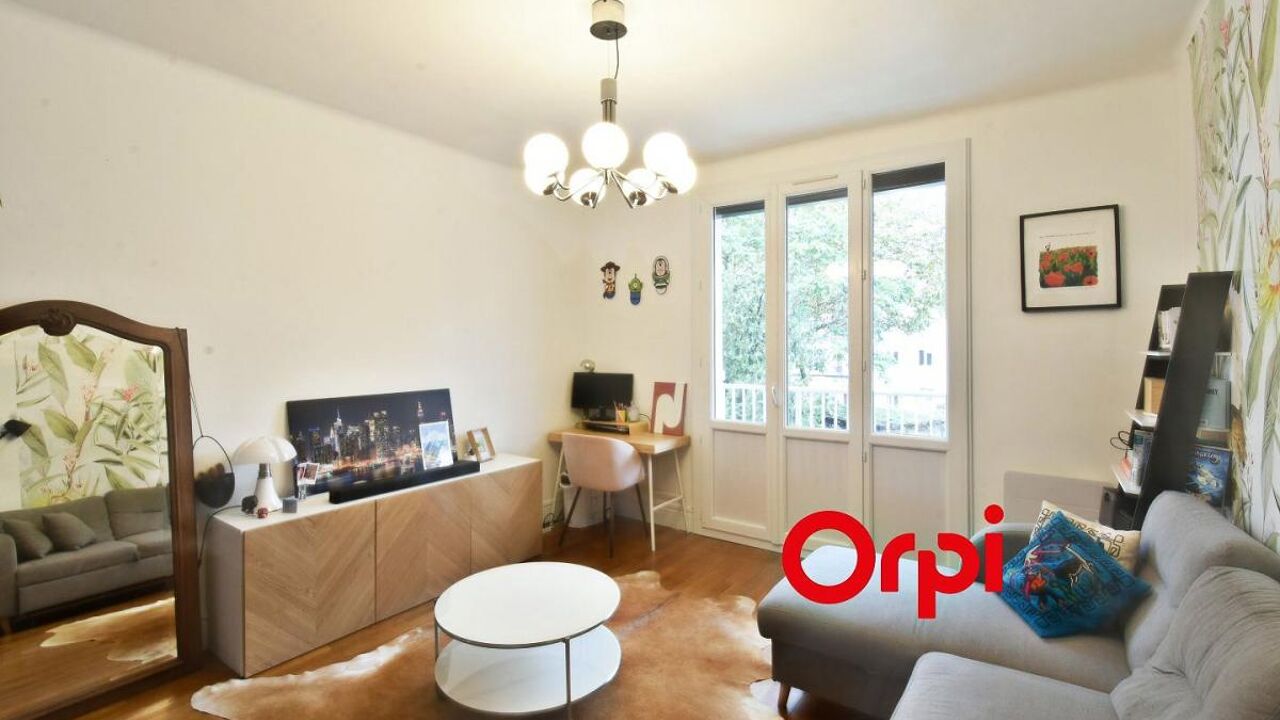 appartement 2 pièces 56 m2 à vendre à Oullins (69600)