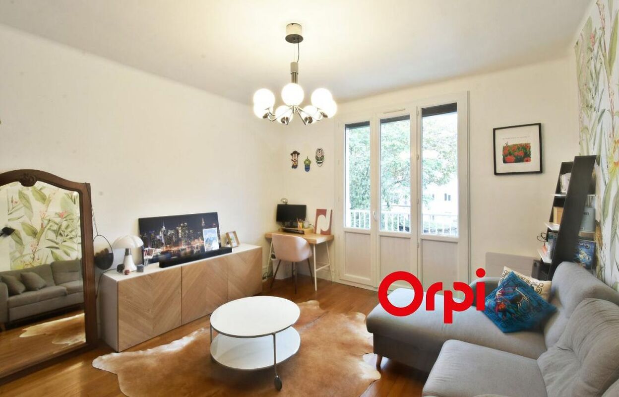 appartement 2 pièces 56 m2 à vendre à Oullins (69600)