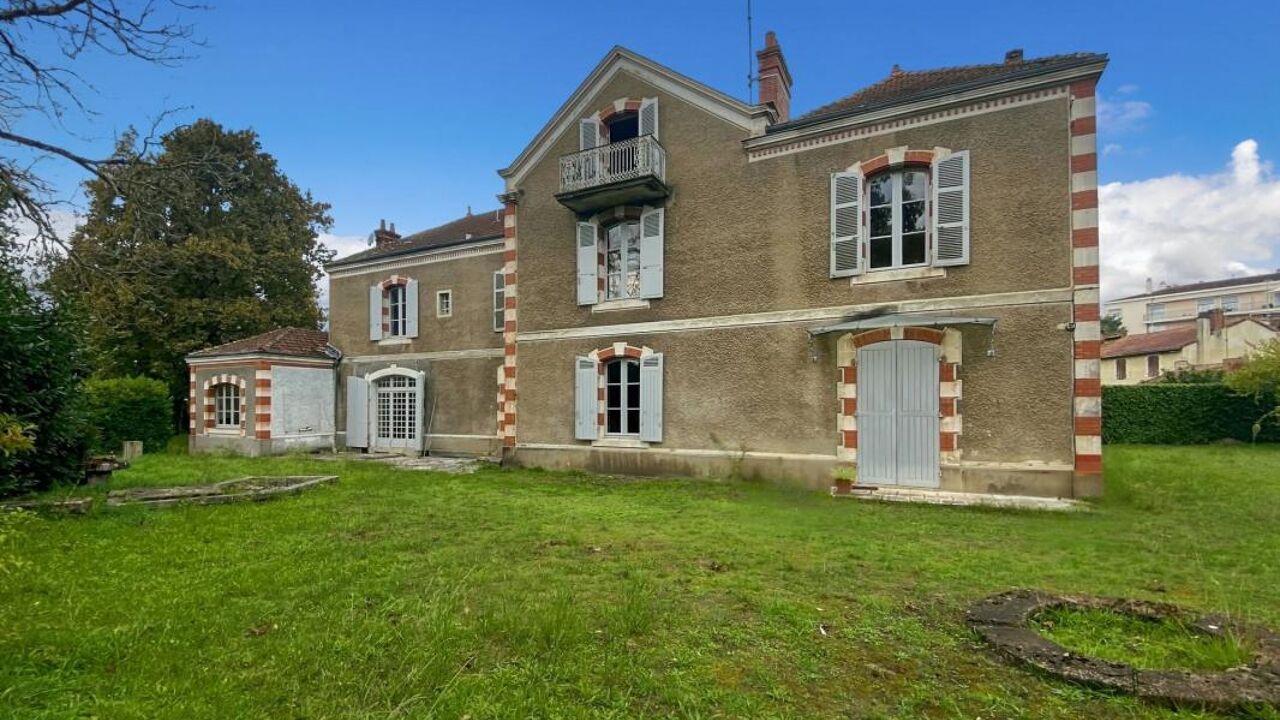 maison 12 pièces 442 m2 à vendre à Mont-de-Marsan (40000)