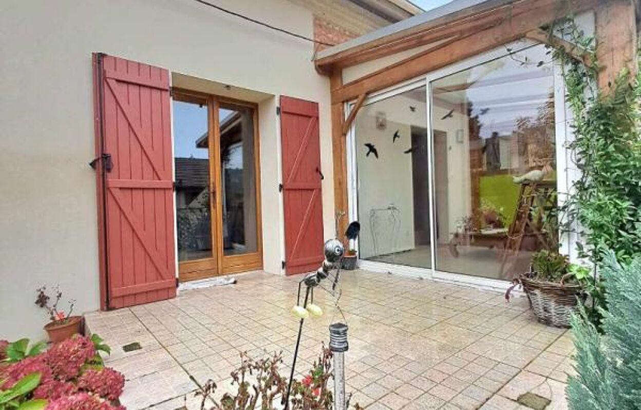 maison 4 pièces 130 m2 à vendre à Chauny (02300)