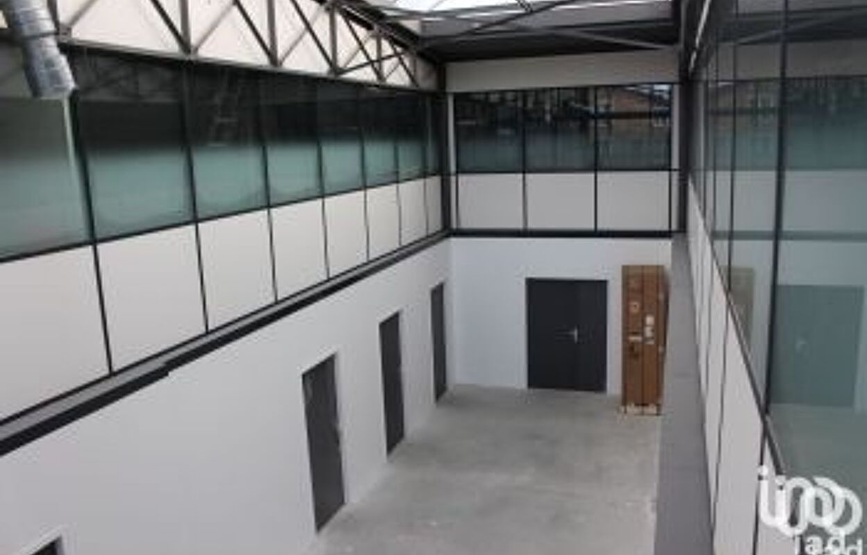 bureau  pièces 300 m2 à louer à Viry-Châtillon (91170)