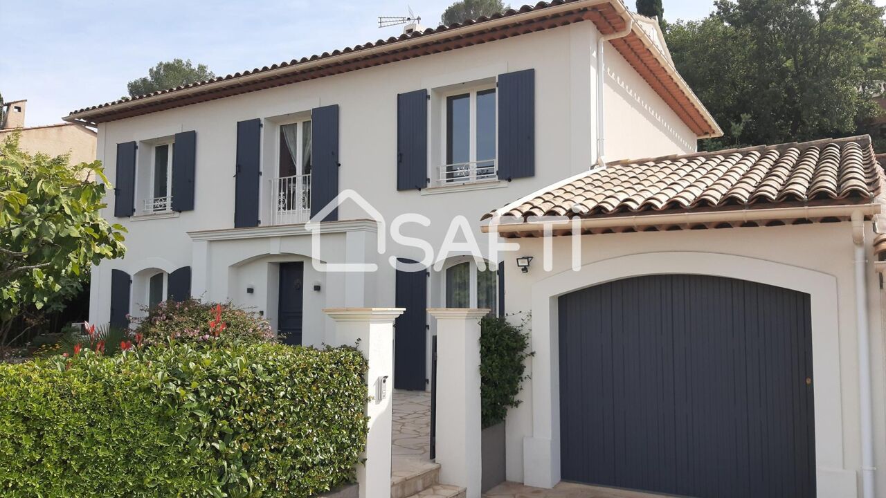 maison 6 pièces 152 m2 à vendre à Saint-Raphaël (83530)