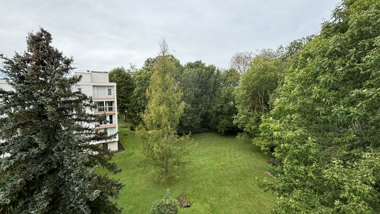 appartement 3 pièces 72 m2 à vendre à Châtillon-sur-Seine (21400)