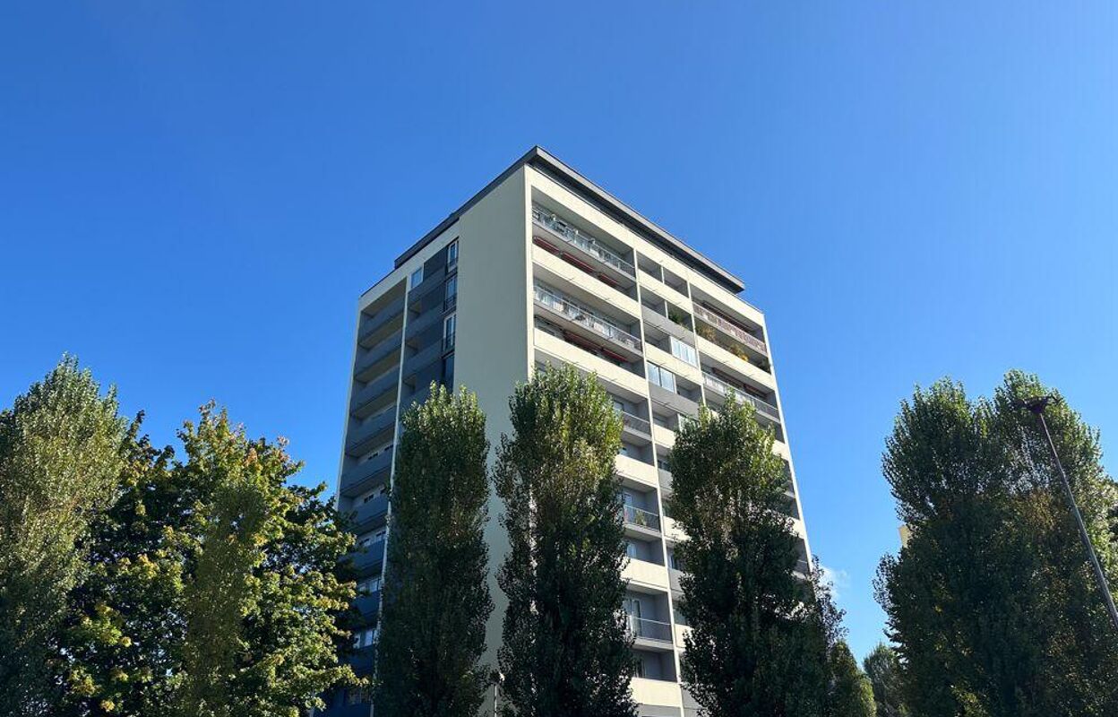 appartement 4 pièces 71 m2 à vendre à Longeville-Lès-Metz (57050)