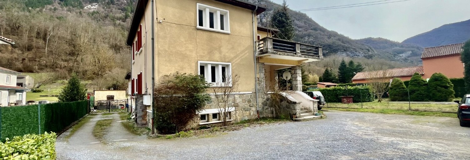 Maison 8 Pièces 170 m² à vendre à Tarascon-sur-Ariège (09400)