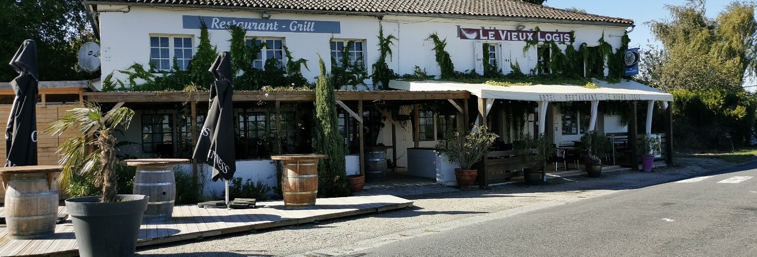 Commerce 12 Pièces 470 m² à vendre à Clam (17500)