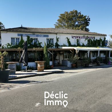 Commerce 12 pièces 383250 €