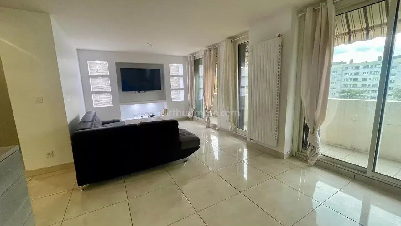 appartement 3 pièces 68 m2 à vendre à Saint-Martin-d'Hères (38400)