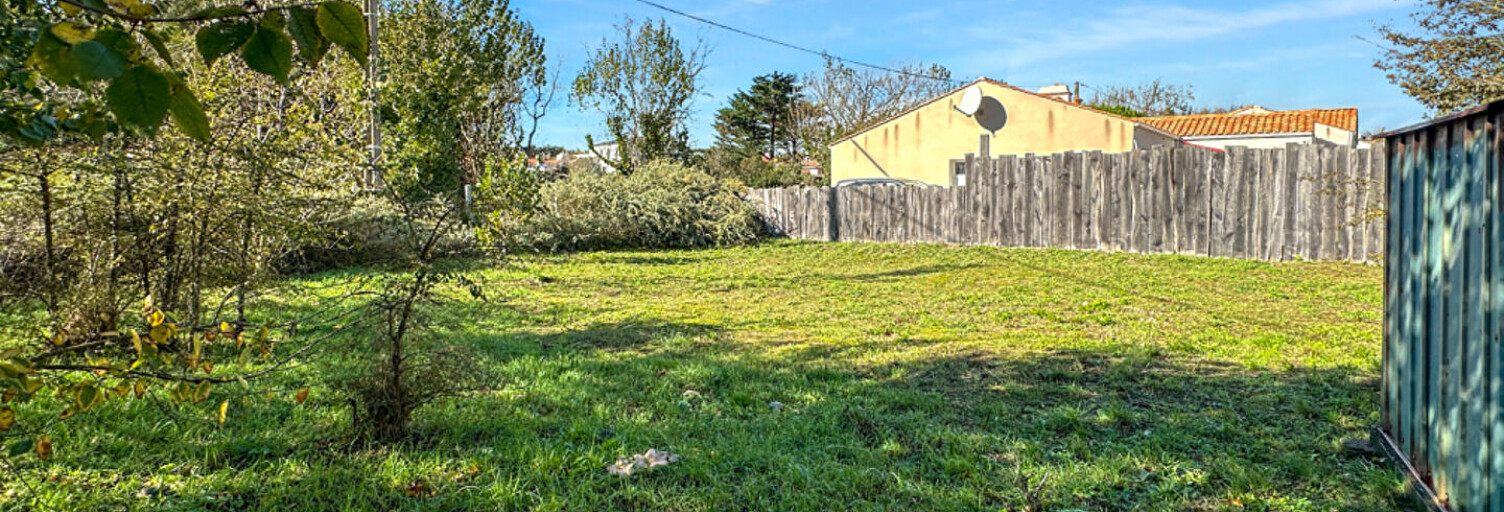 Terrain  445 m² à vendre à Saint-Gilles-Croix-de-Vie (85800)