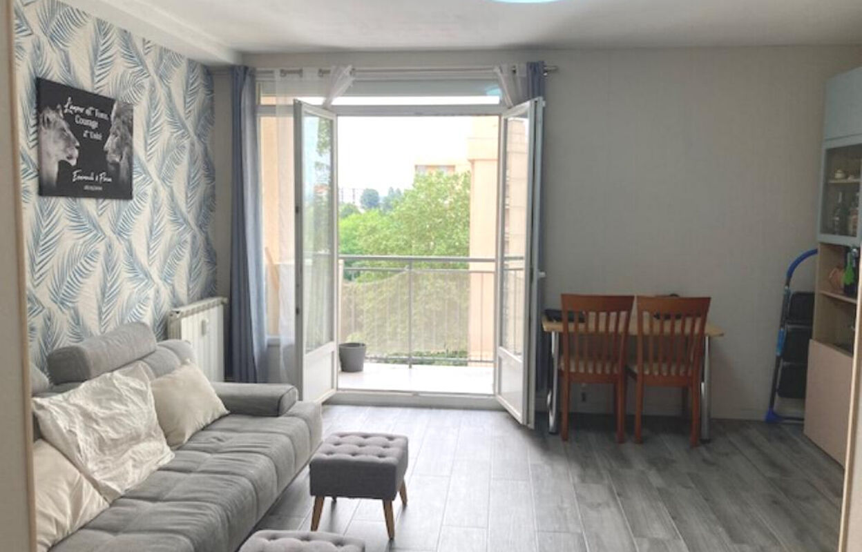 appartement 3 pièces 65 m2 à vendre à Bron (69500)