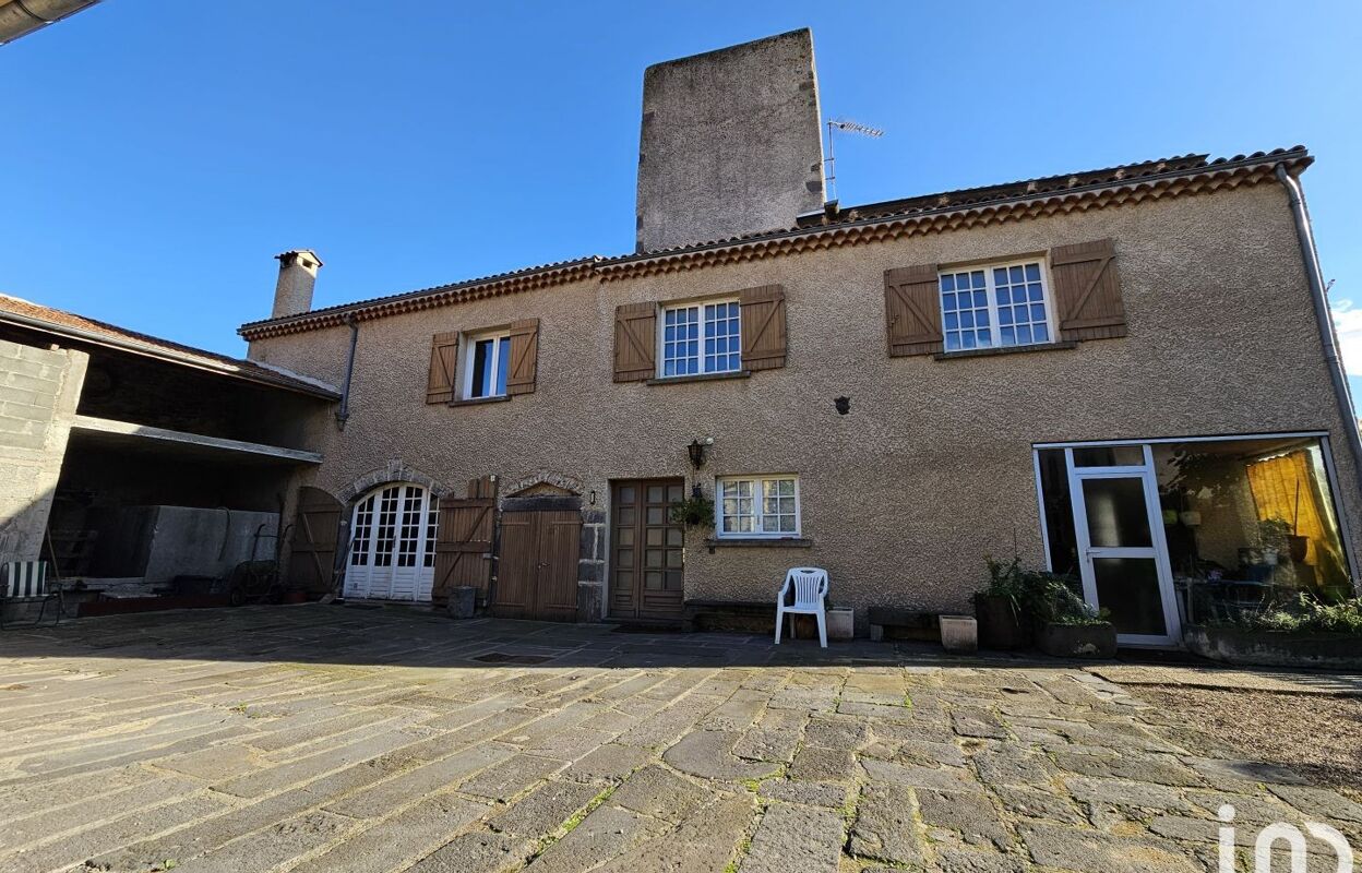 maison 7 pièces 190 m2 à vendre à Saint-Bonnet-Près-Riom (63200)