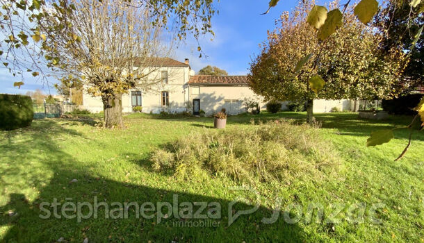 Villa / Maison 6 pièces  à vendre Jonzac 17500