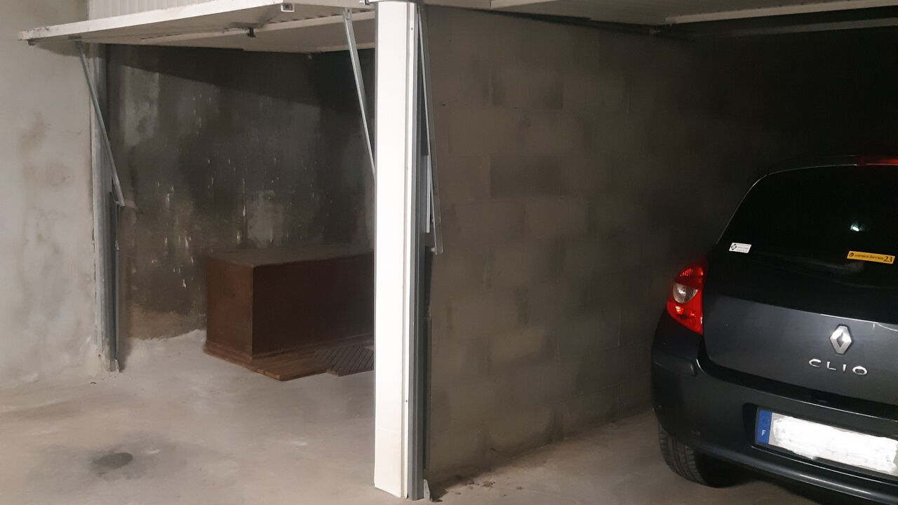 garage  pièces 26 m2 à vendre à Hyères (83400)