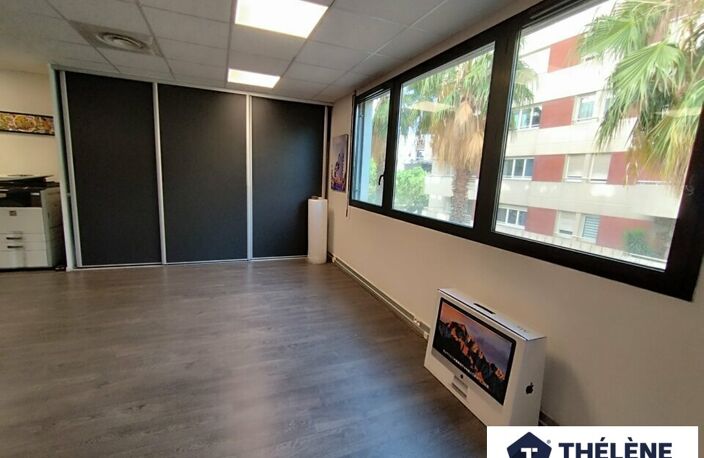 BUREAUX à LOUER — photo 4