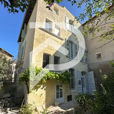 Maison 7 pièces 250 m²