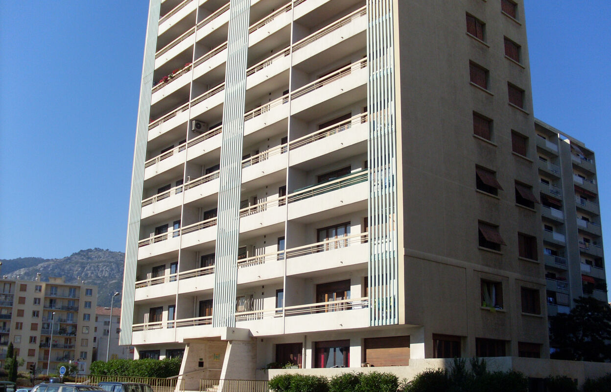 appartement 5 pièces 85 m2 à louer à Toulon (83000)