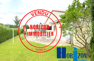 BONSON GRANDE MAISON DE PLAIN-PIED AVEC TERRAIN ET 2 GARAGES — photo du bien