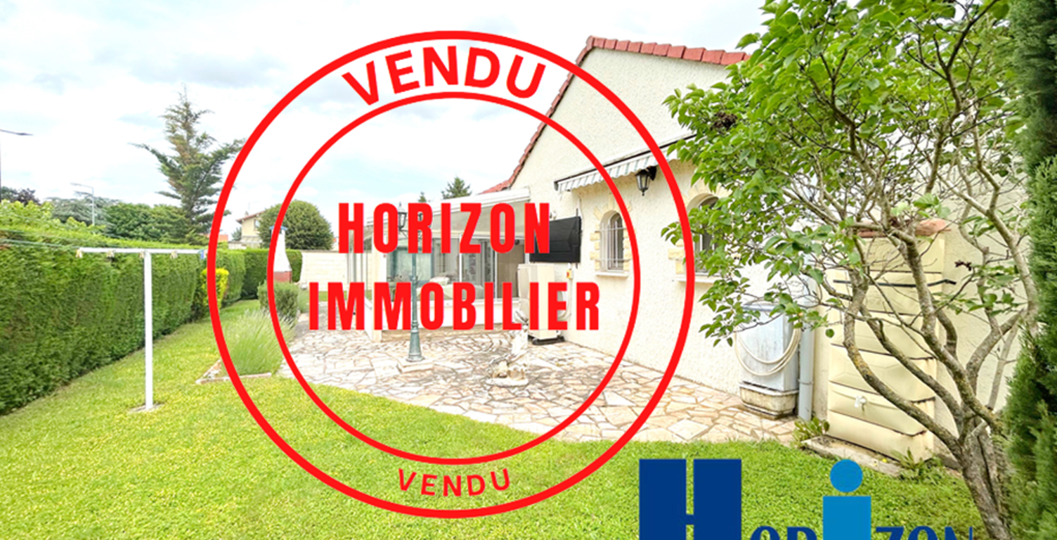BONSON GRANDE MAISON DE PLAIN-PIED AVEC TERRAIN ET 2 GARAGES — photo 1