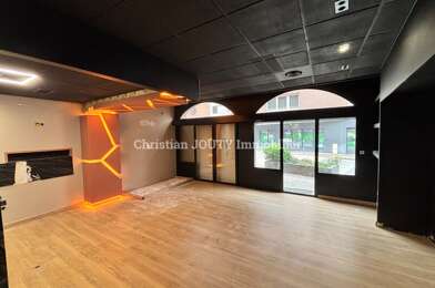 Appartement 4 pièces 1500 €
