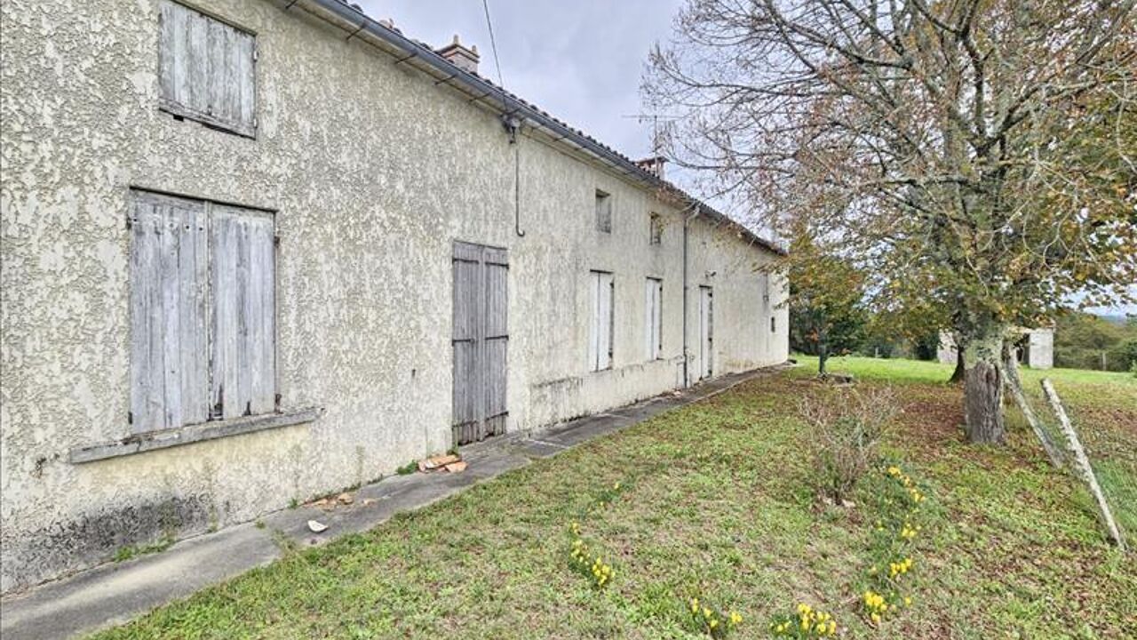 maison 4 pièces 115 m2 à vendre à Le Fouilloux (17270)