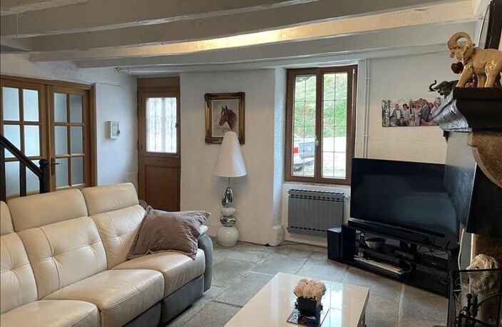 Maison en pierre de 7 pièces principales — photo 3