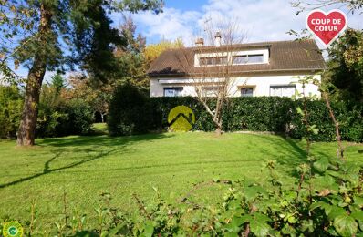 maison 6 pièces 160 m2 à vendre à Saint-Amand-Montrond (18200)