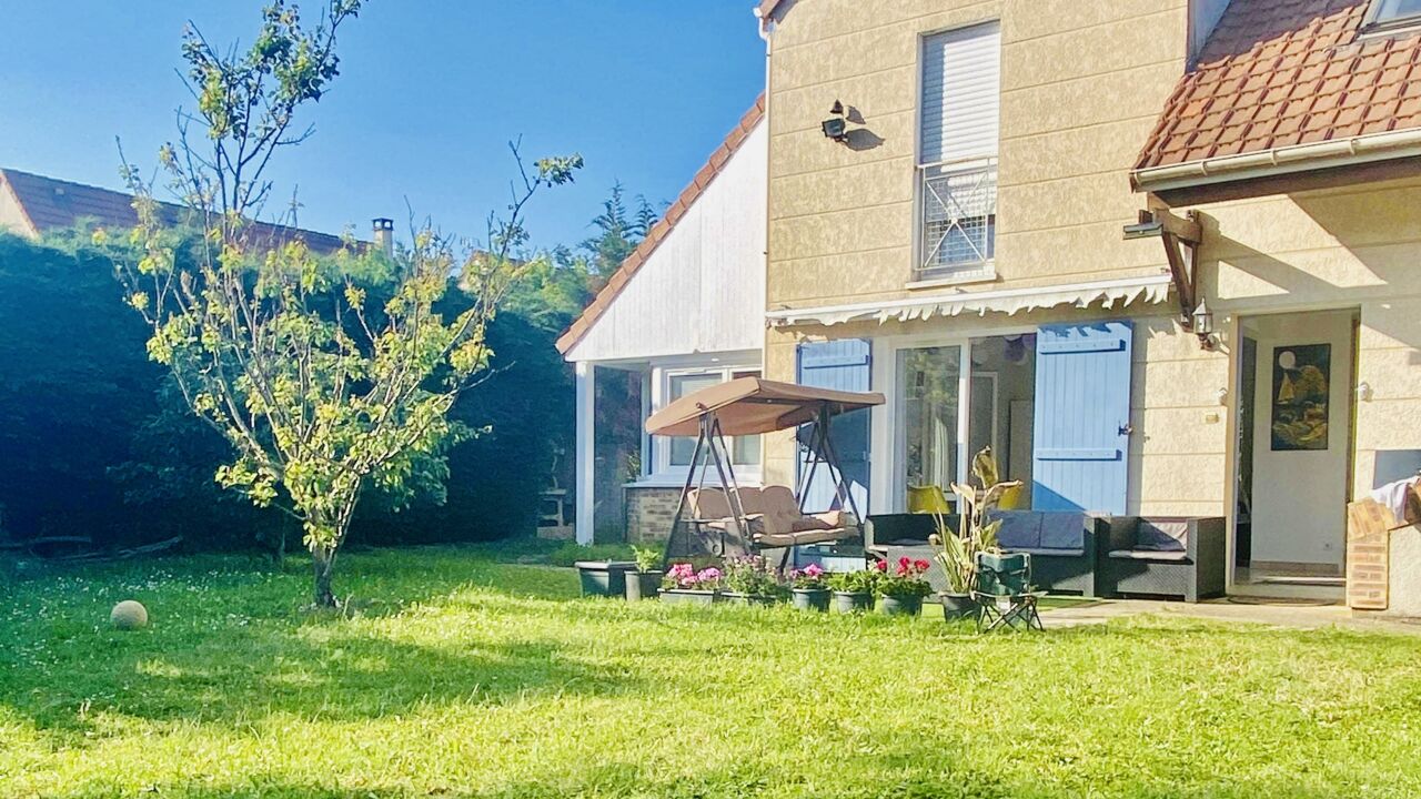 maison 5 pièces 131 m2 à vendre à Savigny-le-Temple (77176)