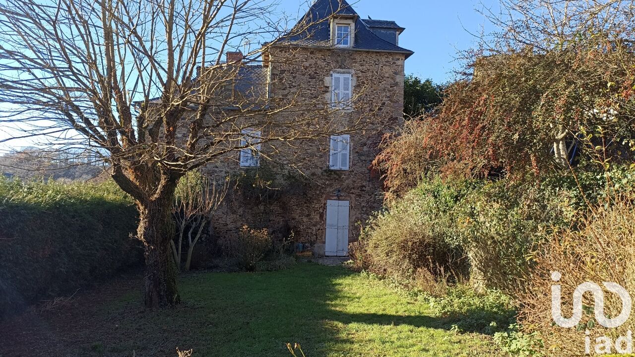 maison 8 pièces 330 m2 à vendre à Salmiech (12120)