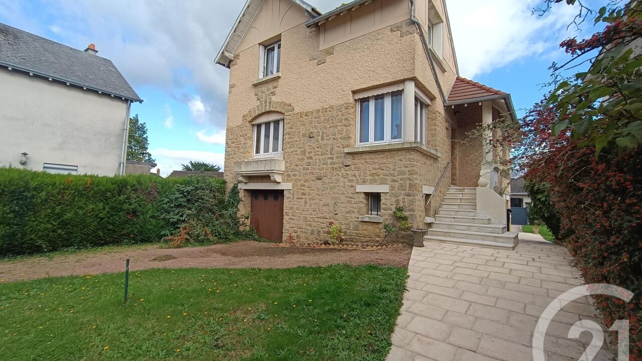 maison 4 pièces 112 m2 à vendre à La Châtre (36400)