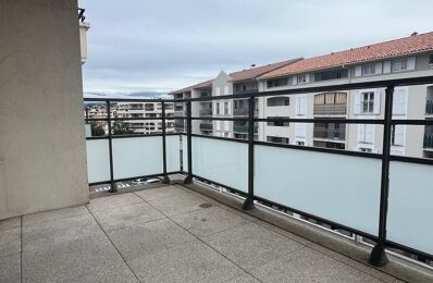 location appartement 1 200 € CC /mois à proximité de Golfe-Juan (06220)