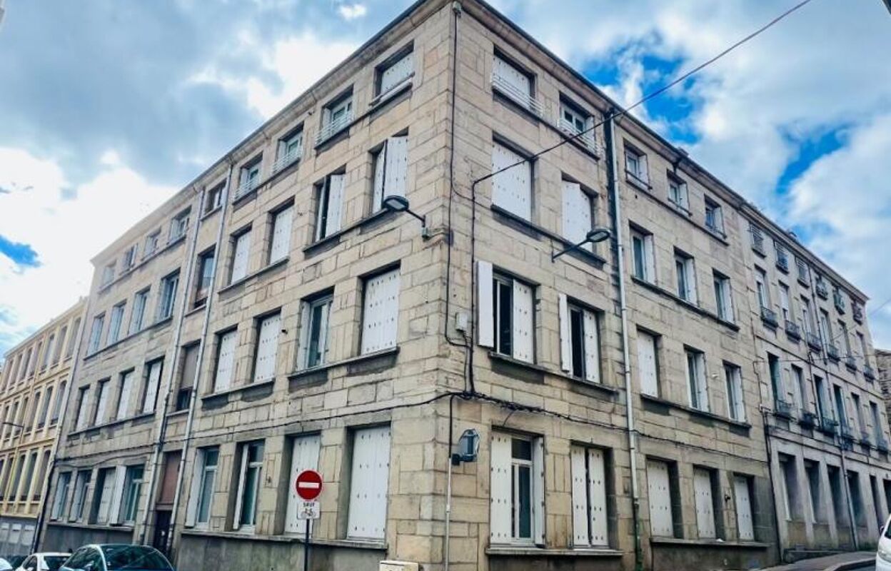 immeuble  pièces 926 m2 à vendre à Saint-Étienne (42000)