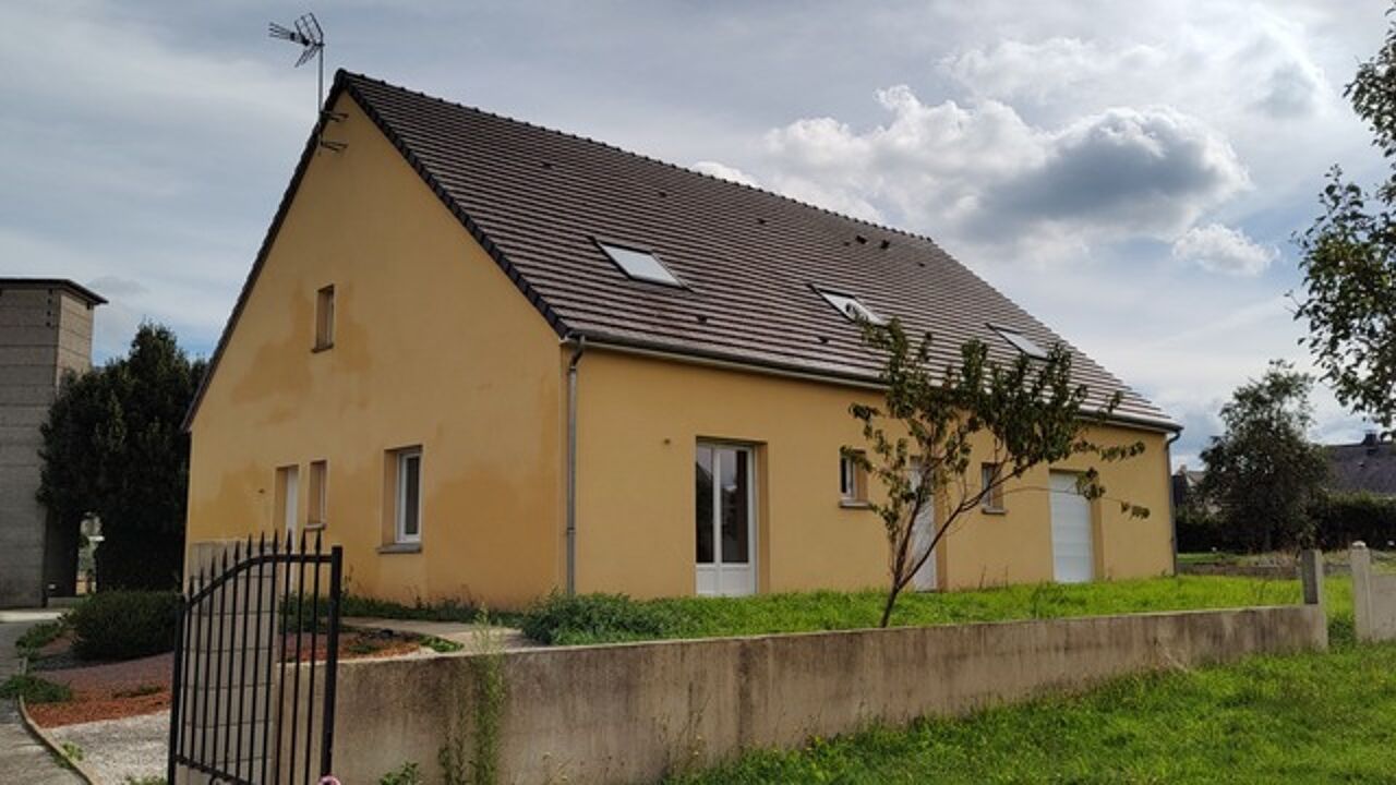 immeuble  pièces 268 m2 à vendre à Saint-Calais-du-Désert (53140)