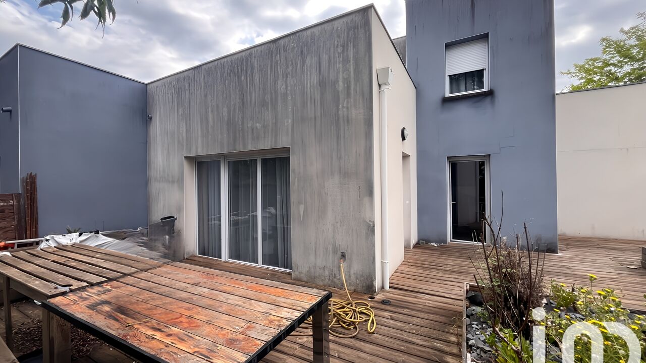 maison 4 pièces 85 m2 à vendre à Saint-Louis-de-Montferrand (33440)