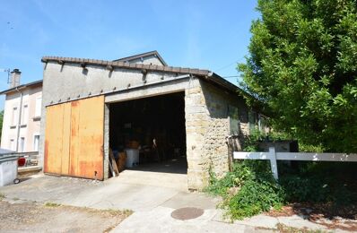 vente garage 33 000 € à proximité de Carignan (08110)