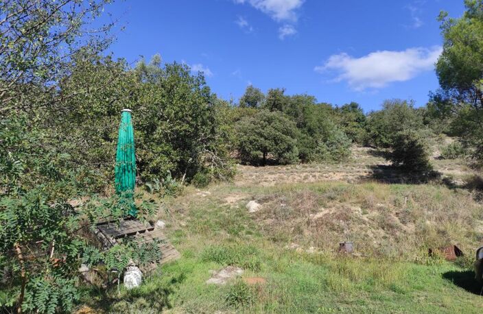 Terrain constructible à Vendre à Vallon pont D'Arc — photo 2