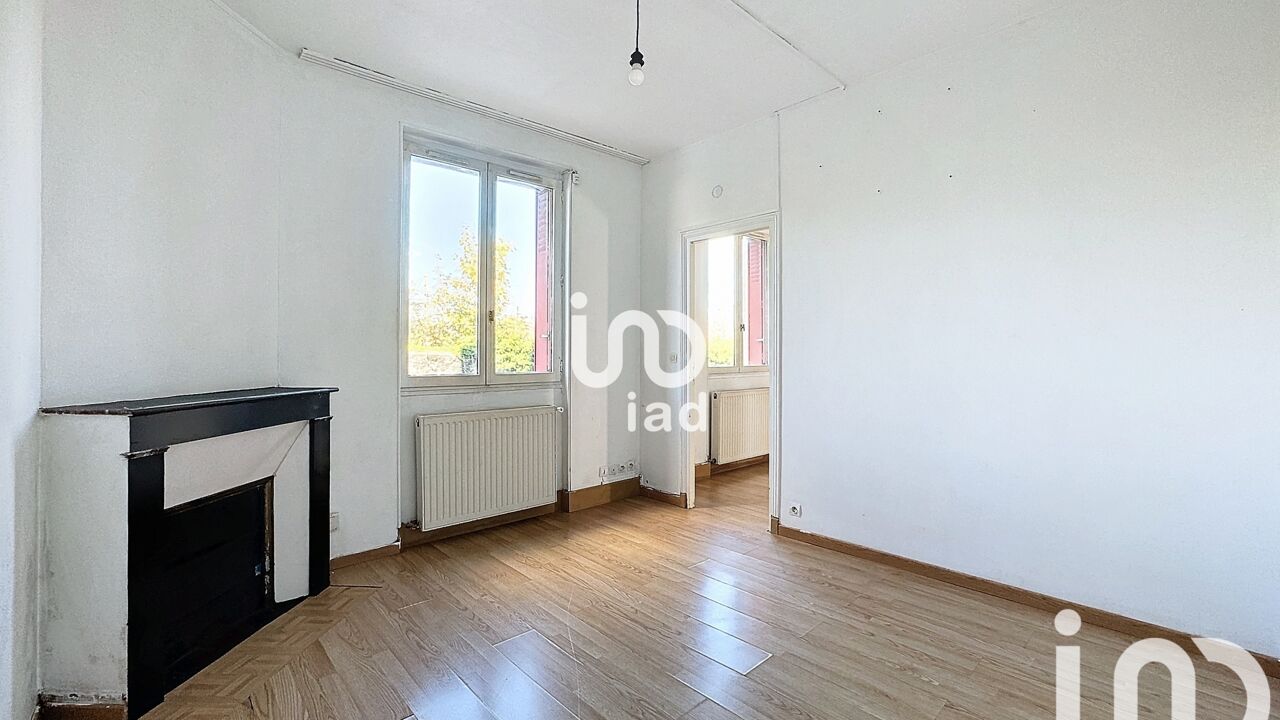 appartement 2 pièces 40 m2 à vendre à Corbeil-Essonnes (91100)