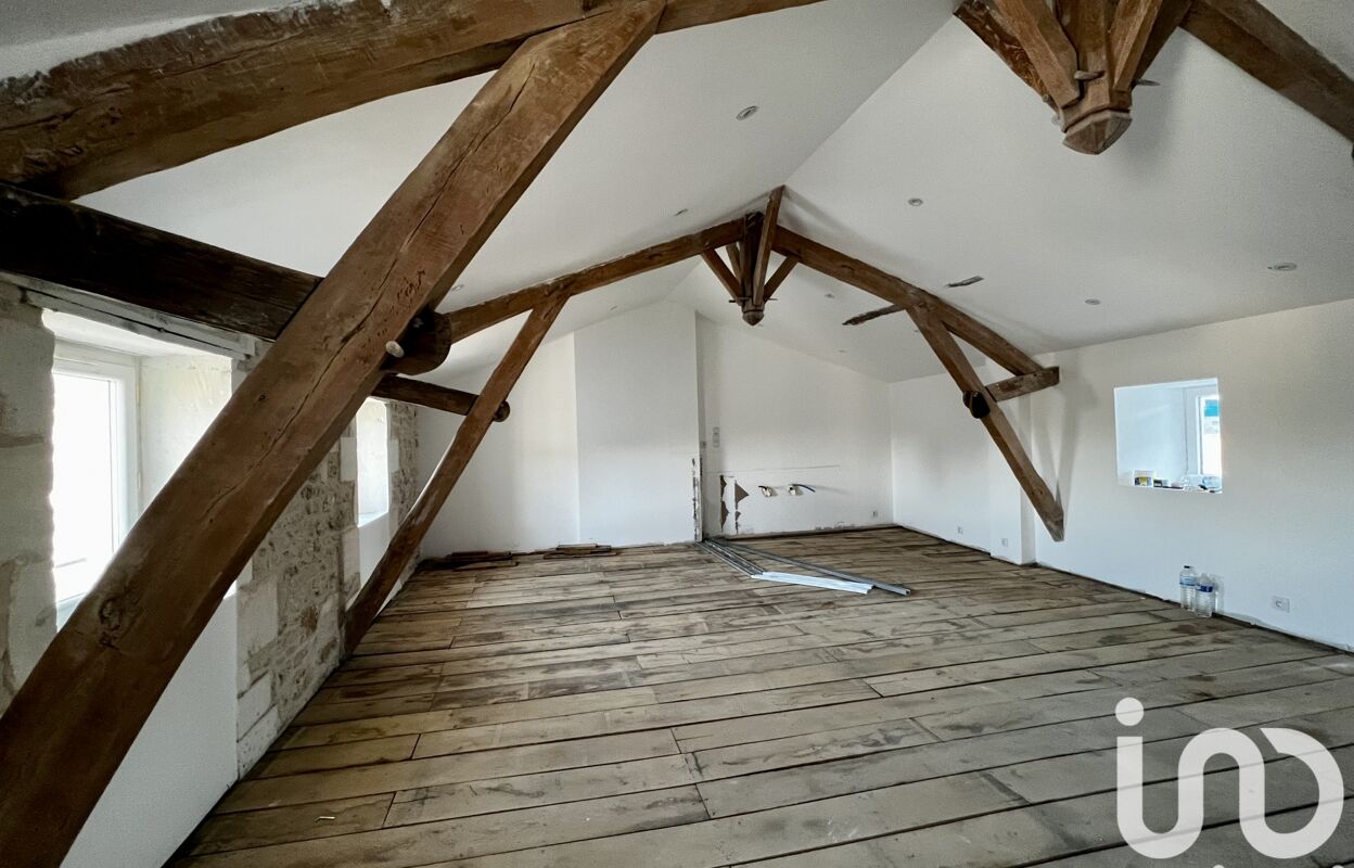 maison 5 pièces 165 m2 à vendre à Saint-Porchaire (17250)