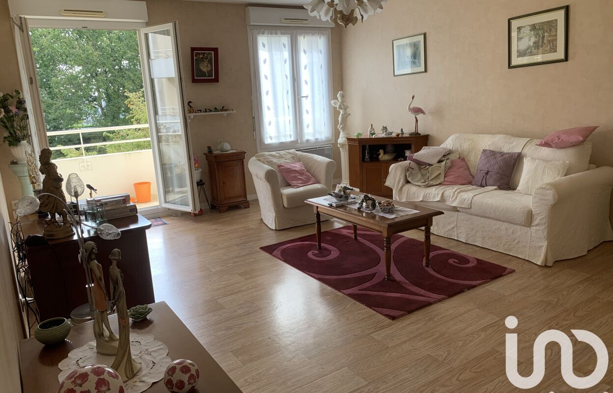 appartement 4 pièces 70 m2 à vendre à La Roche-sur-Yon (85000)